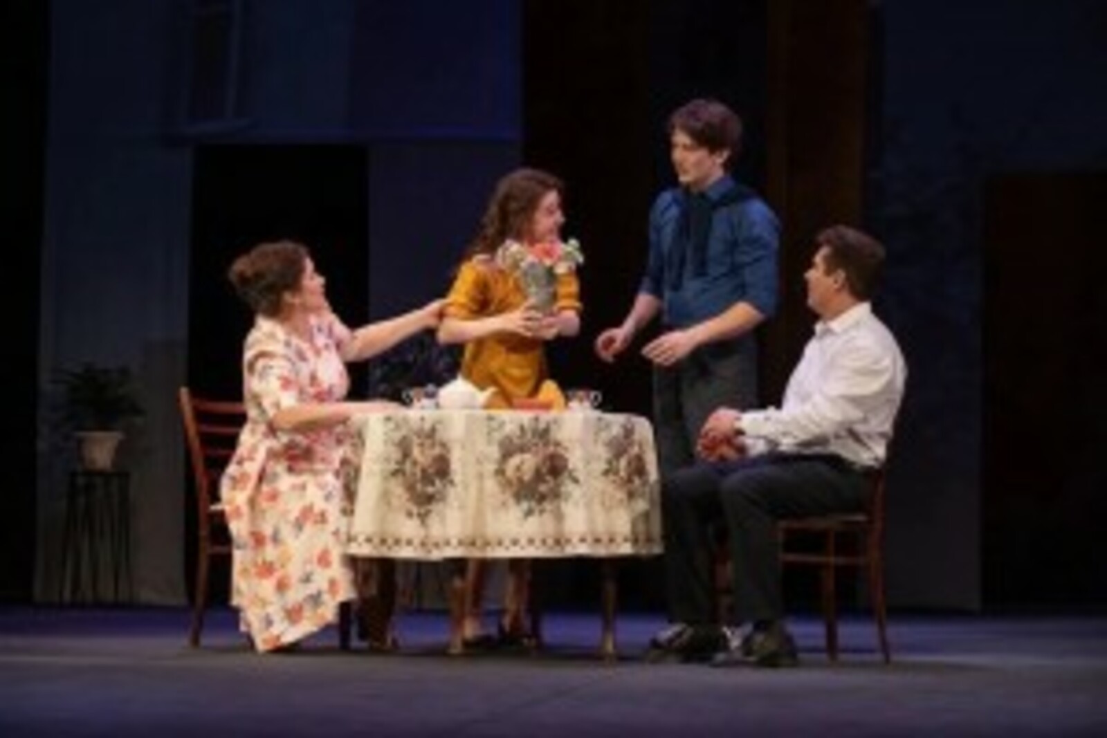 В Уфе в театре «Нур» состоялась премьера спектакля «Весна моей зимы»