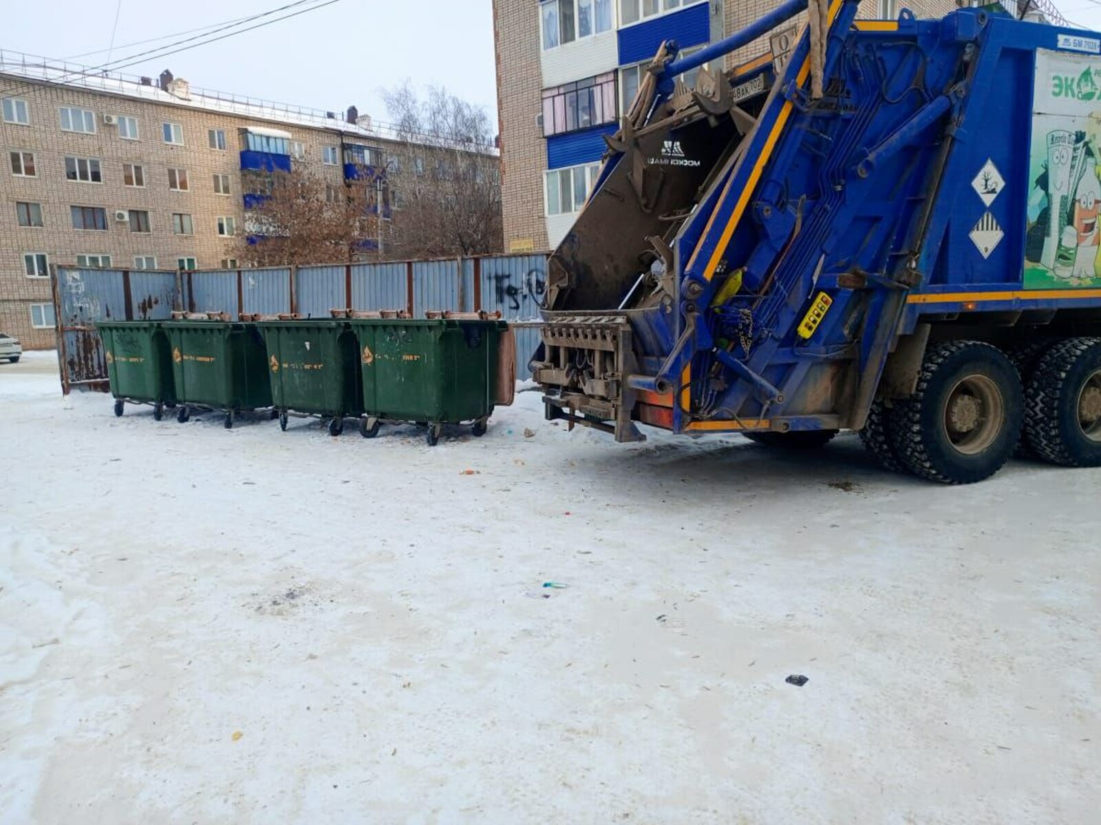 В Башкирии за движением каждого мусоровоза ежеминутно следит ГЛОНАСС