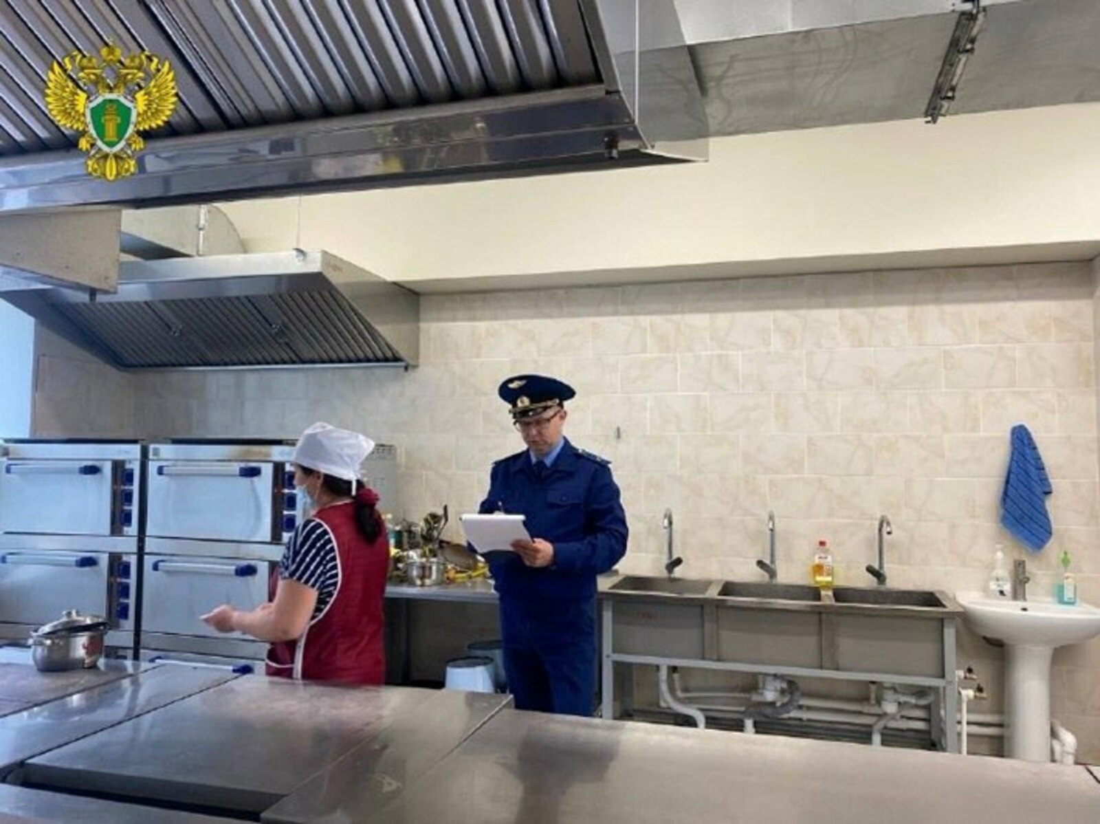 В правительстве Башкирии взяли на контроль ситуацию с отравлением детей в лагере