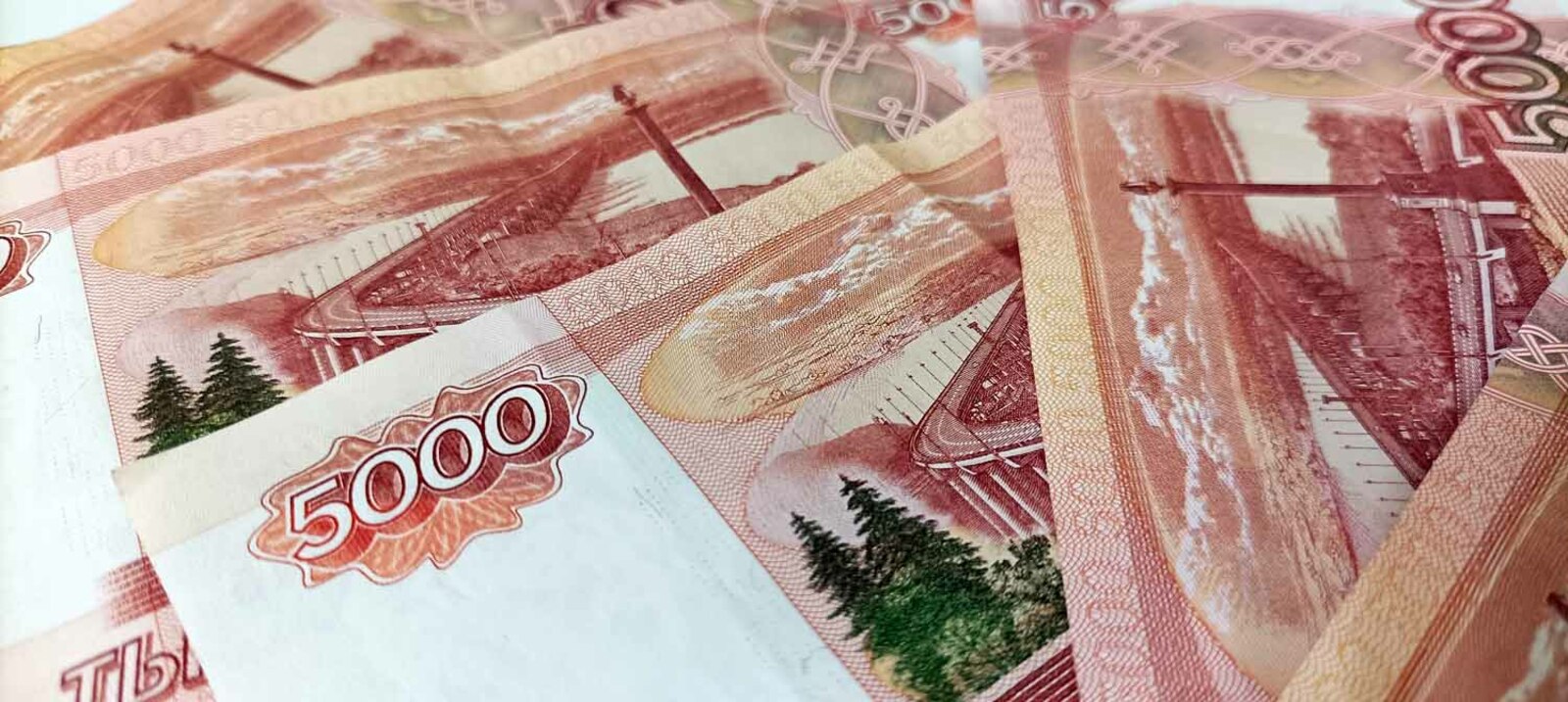 Житель Уфы прокутил в ресторанах деньги погибшего участника СВО