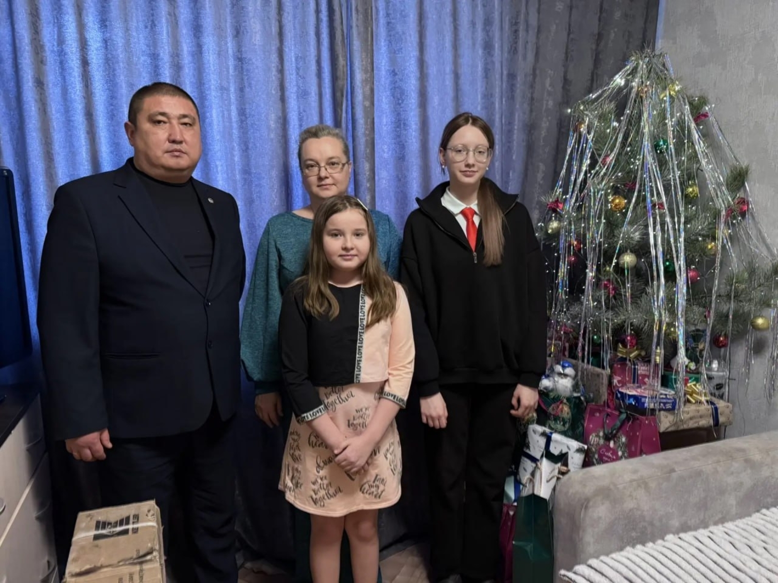 В Башкирии на «Ёлке желаний» исполнилась мечта девочки Есении