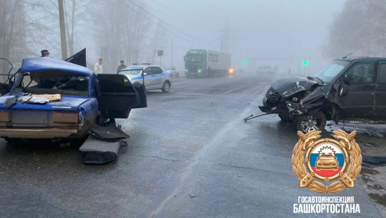 В Стерлитамаке подросток за рулём «семёрки» разбился в ДТП