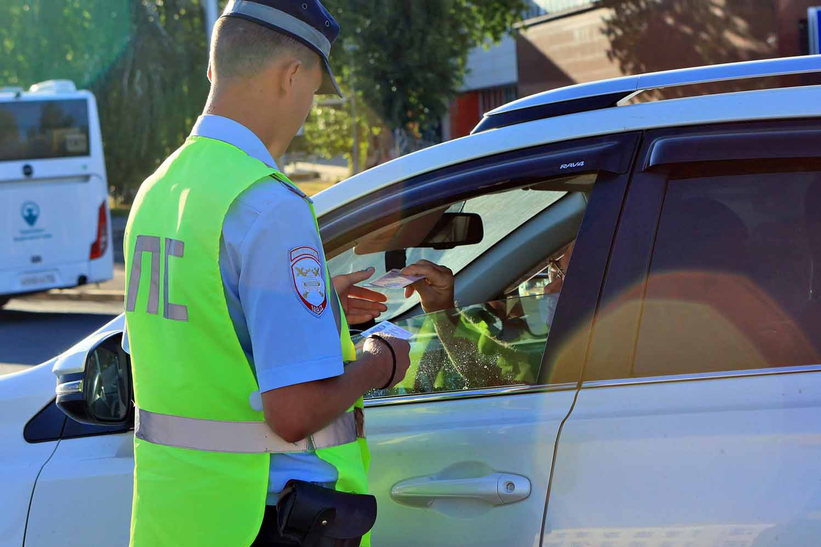 В Уфе инспектор ГИБДД предстанет перед судом за получение взятки