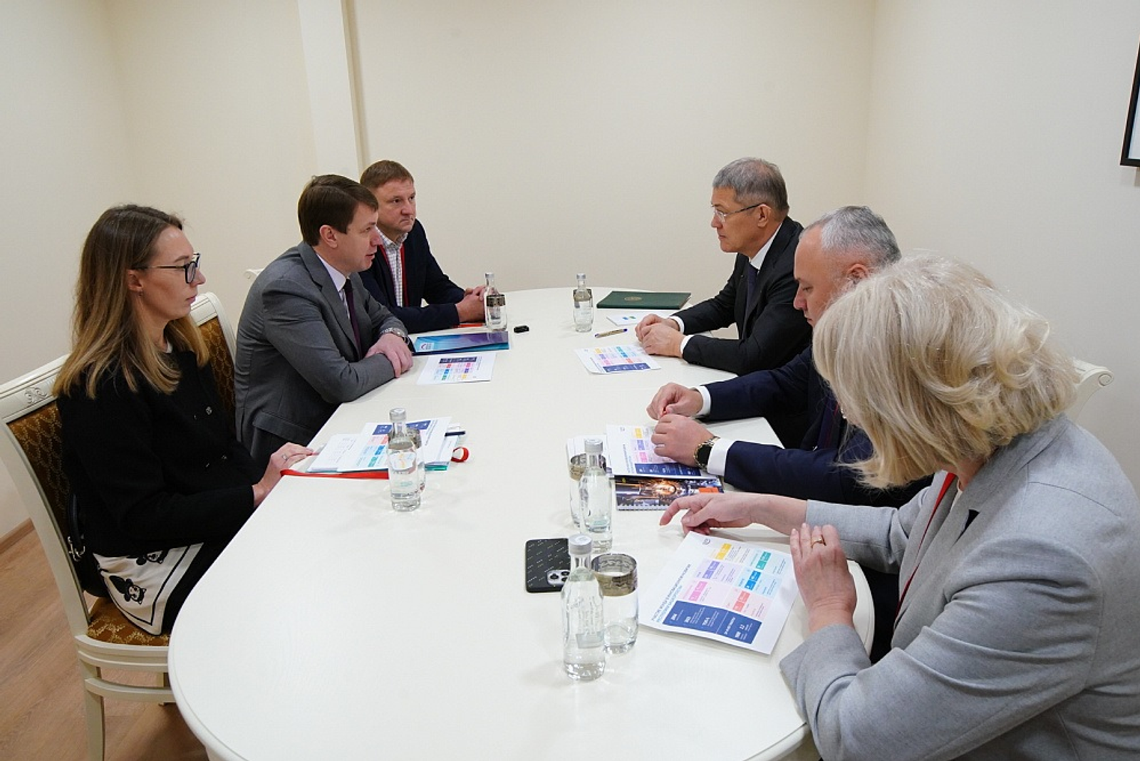 Радий Хабиров встретился с руководителем Фонда содействия инновациям