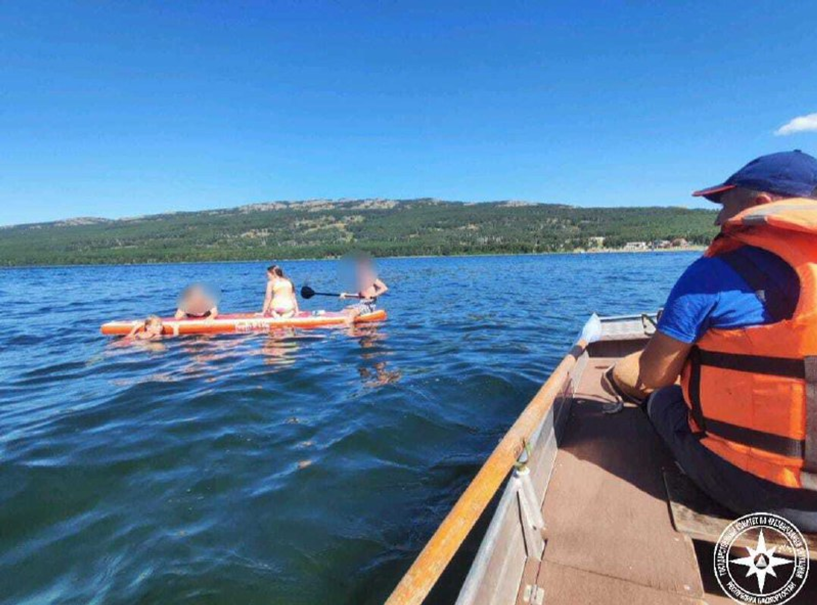 В Башкирии спасатели пришли на помощь группе на сапборде