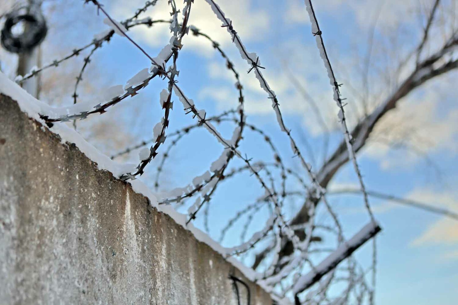 В Башкирии глава сельсовета лишился свободы за взятку и присвоение денег