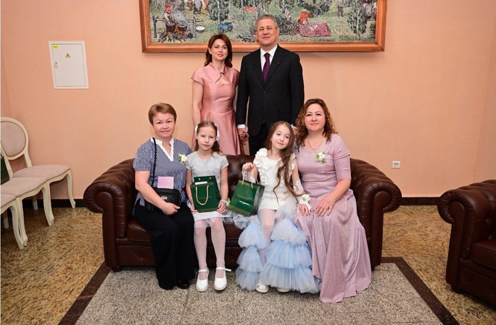 Фото с сайта главы РБ. Праздник мечты