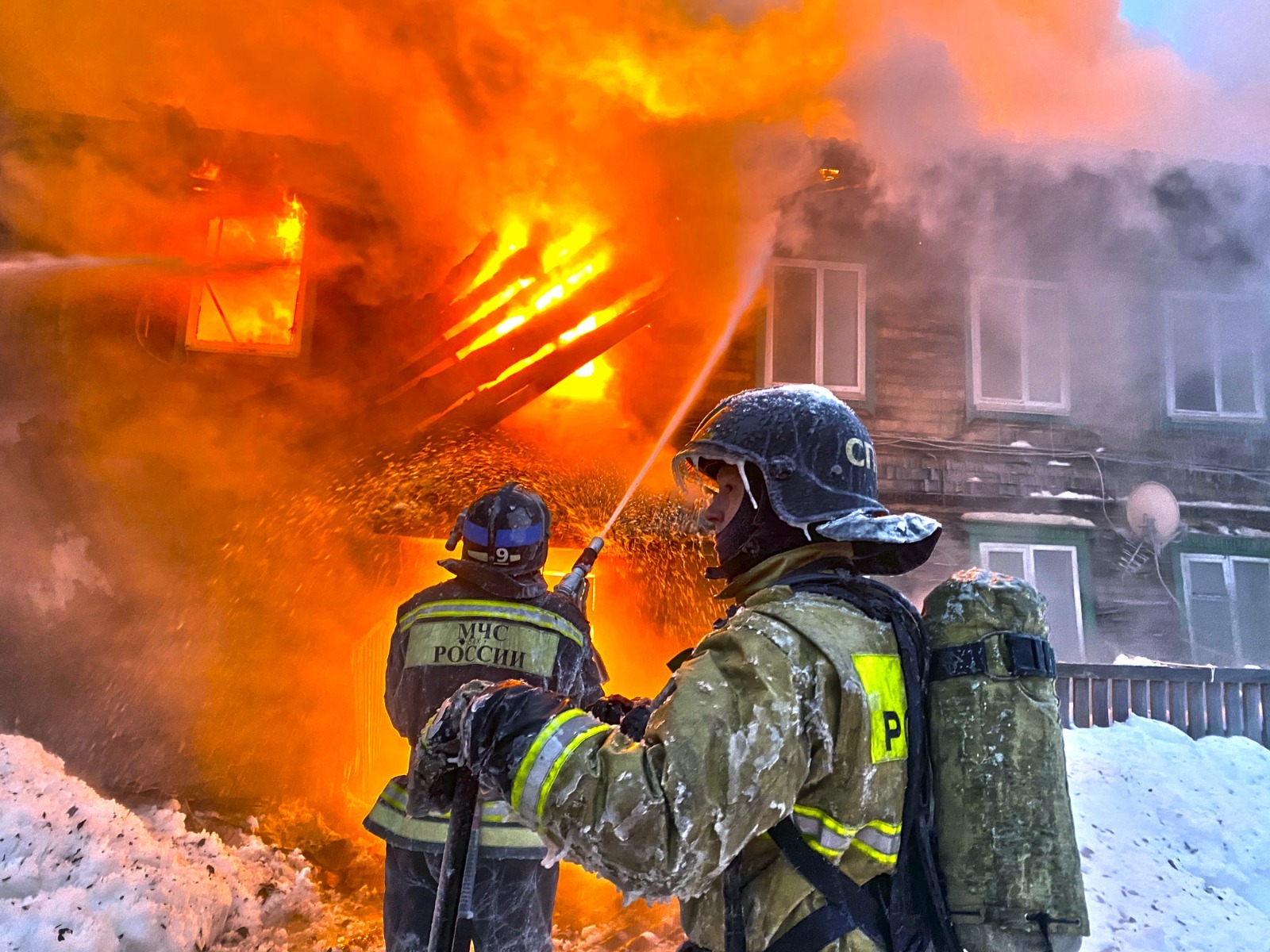 пресс-службы ГУ МЧС России по РБ Кто видел хоть один пожар — поймет, какая это трудная работа.