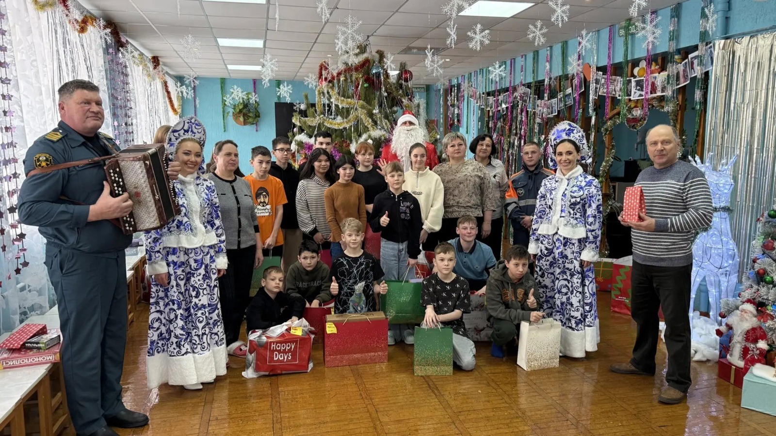 Ильсур ИШАЕВ  Детям подарили незабываемый праздник.