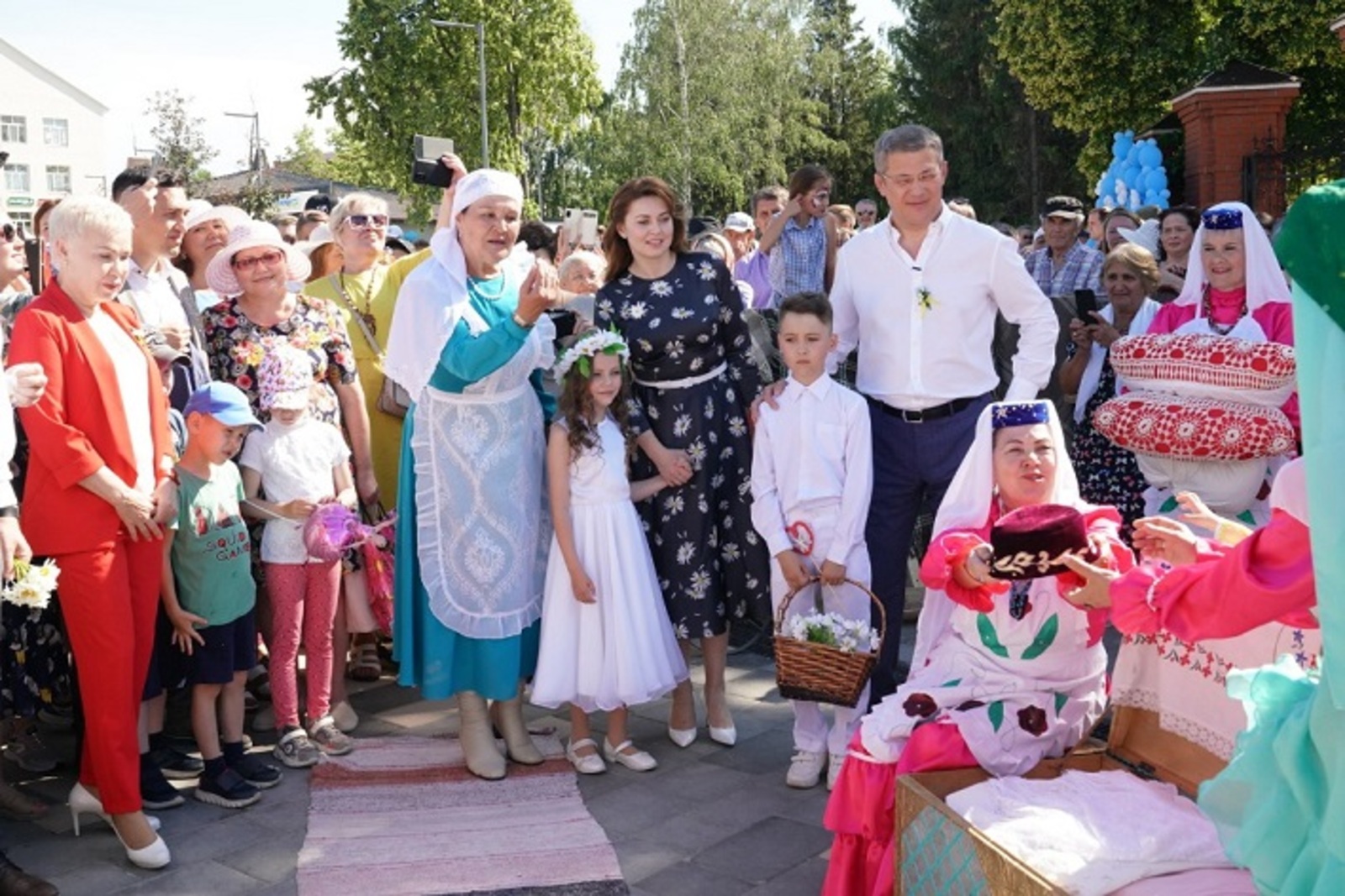 В Бирске прошёл фестиваль «Семья – волшебный символ жизни»
