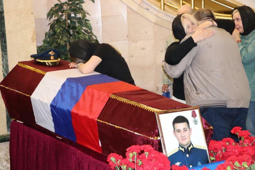 В Уфе простились с погибшим на Украине офицером Романом Шафиковым