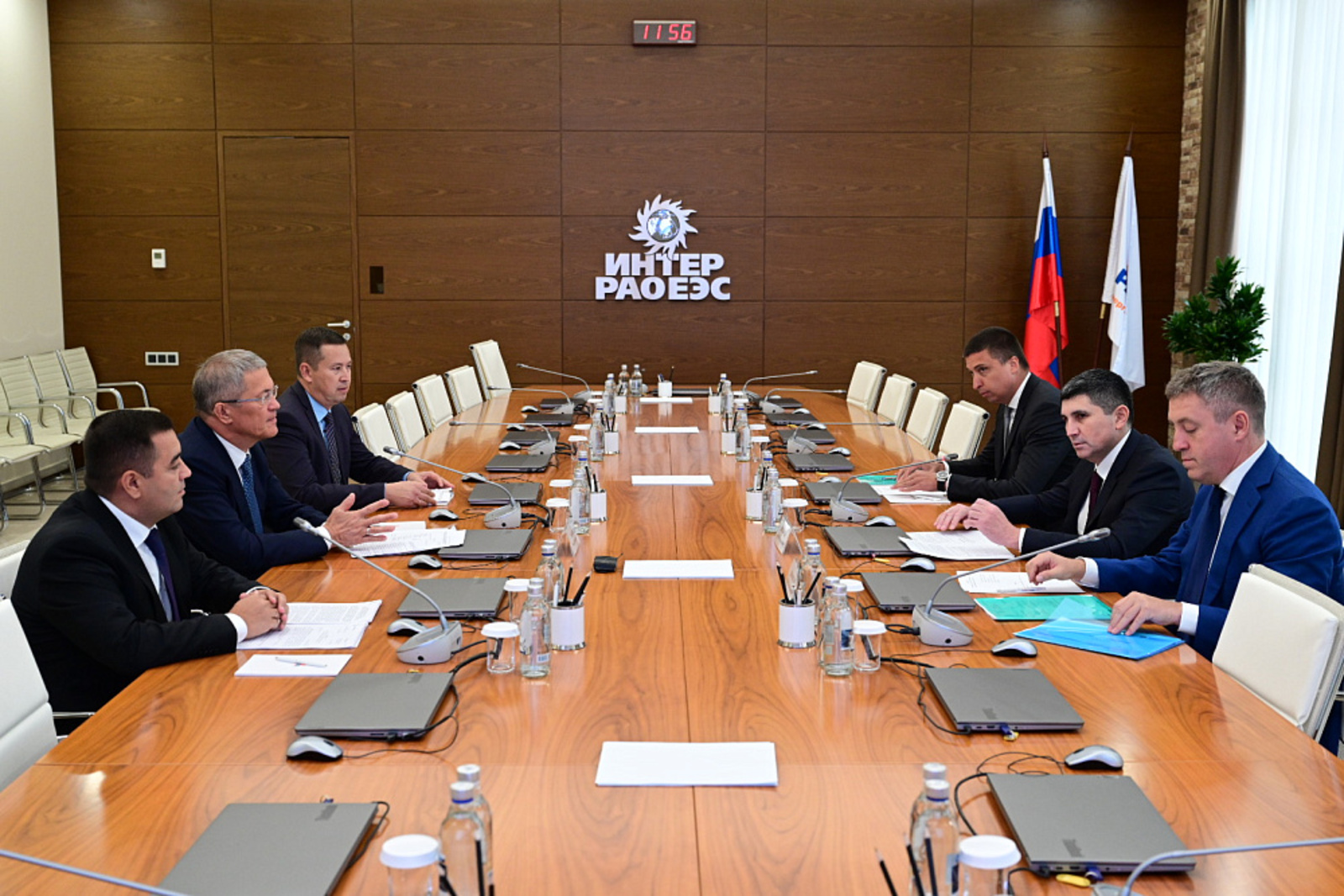 Радий Хабиров встретился с руководителем холдинга «Интер РАО»