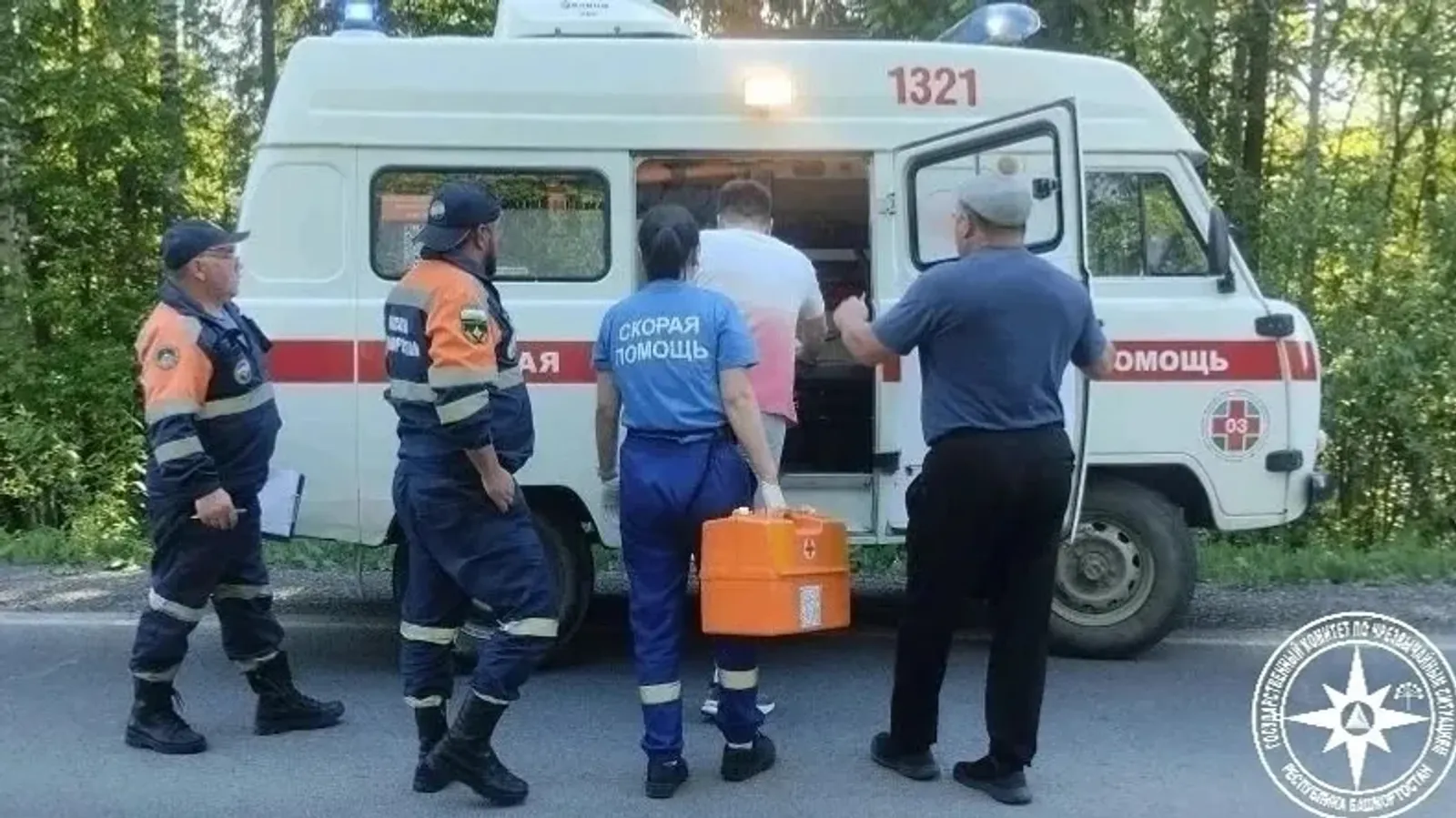 В Башкирии с Красных скал сорвался мужчина