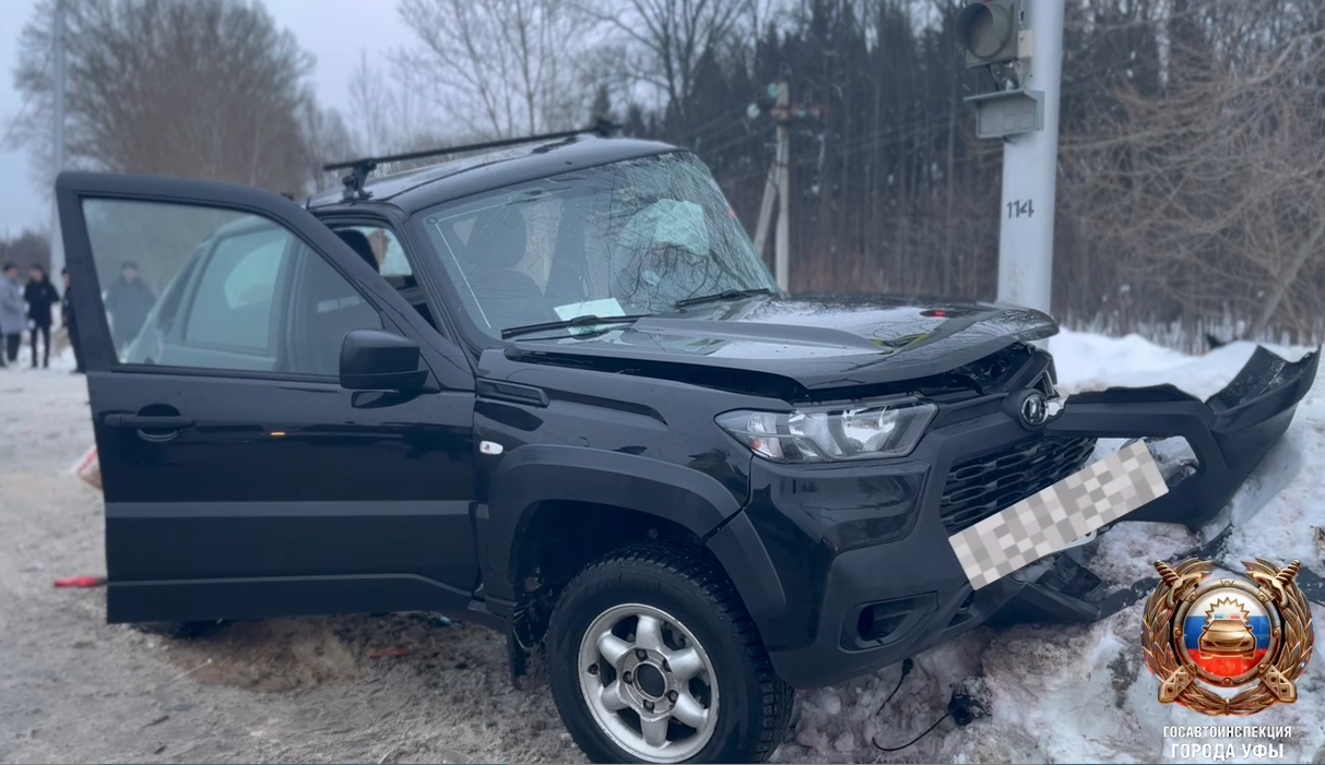 В Уфе водитель «Нивы» погиб в ДТП