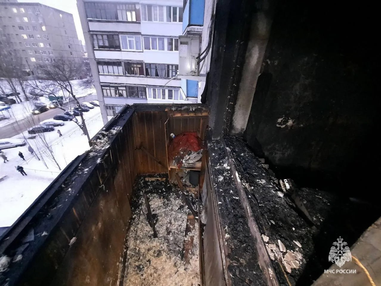 В Уфе при пожаре спасли двадцать человек