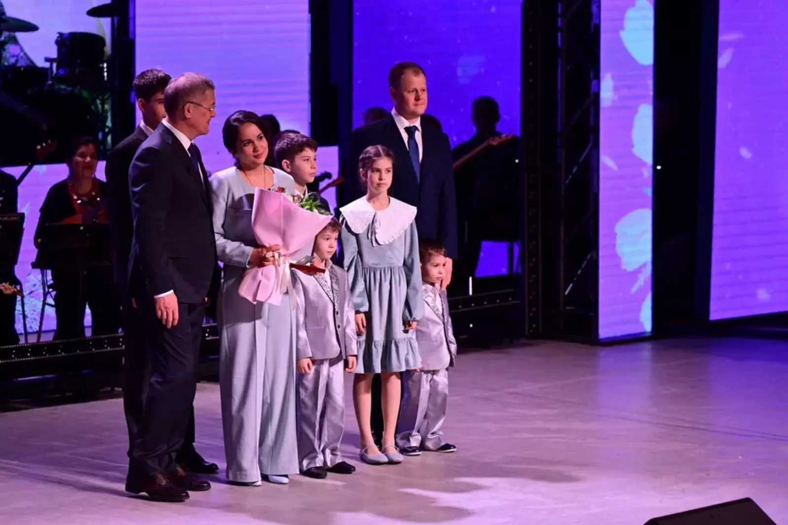 В Башкирии открыли Год большой и дружной семьи