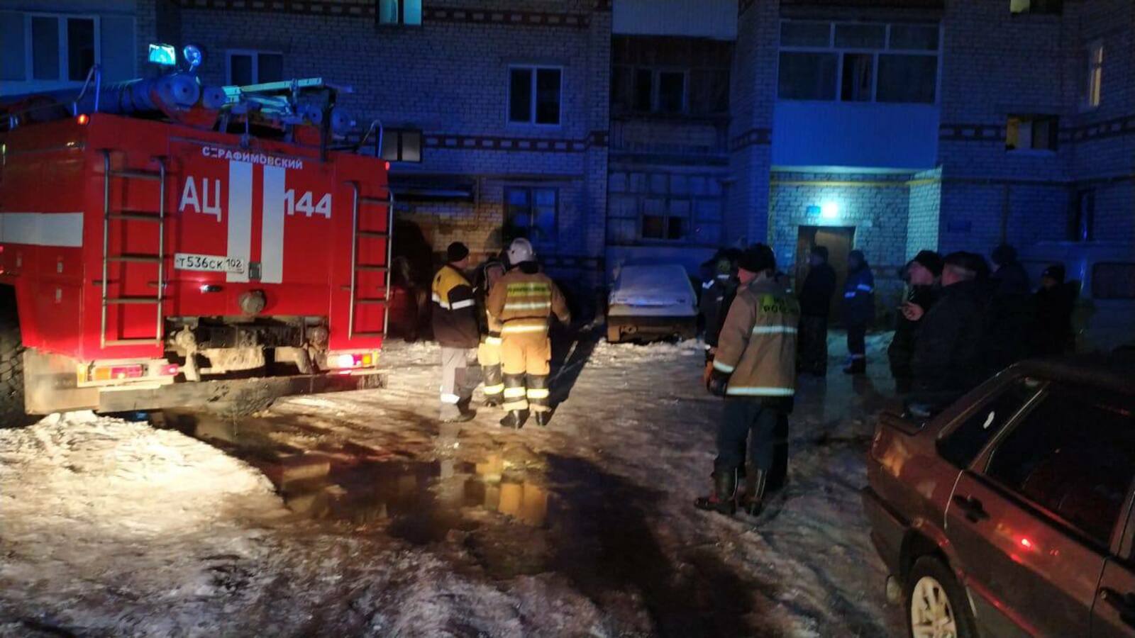 В Башкирии сгорела двухкомнатная квартира, спасено 6 человек