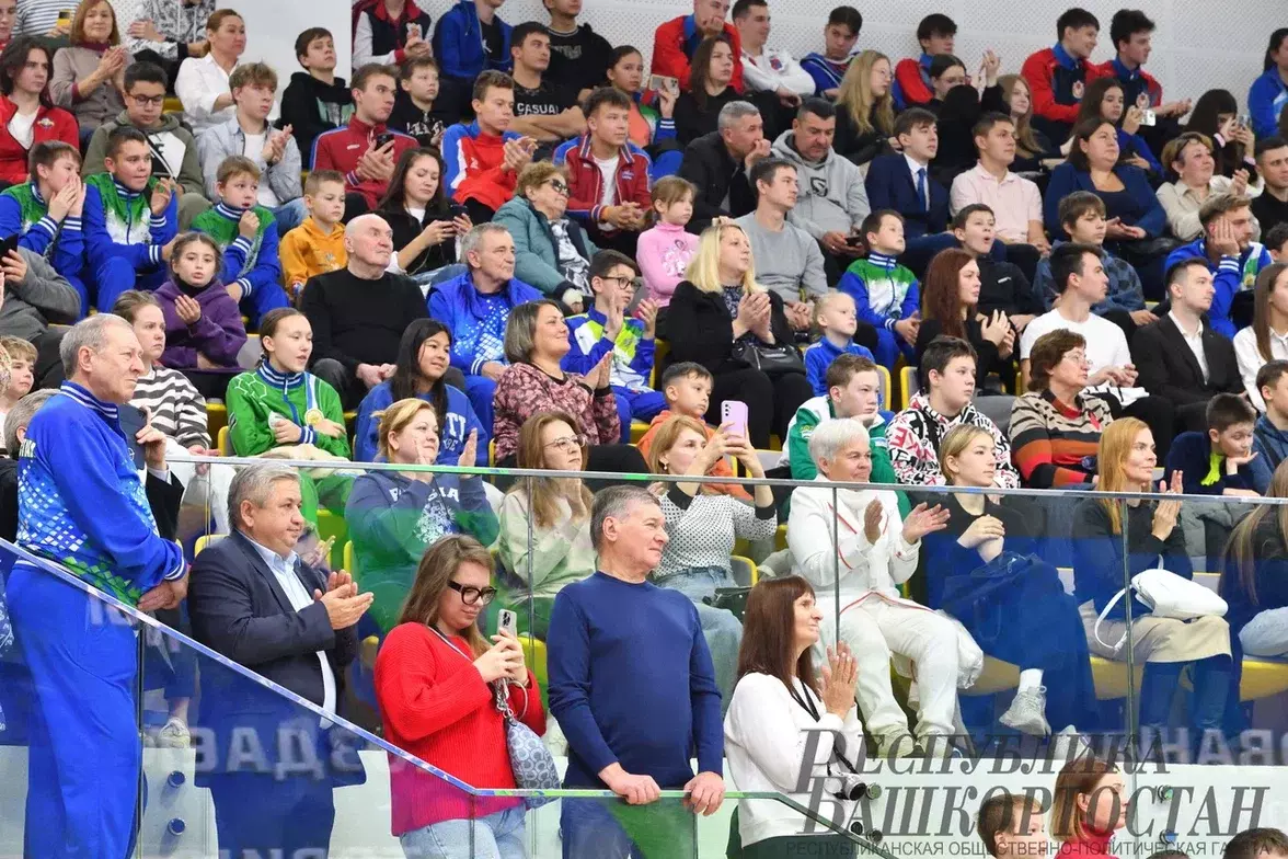 В Уфе сегодня открылся и принял первые соревнования Центр фехтования