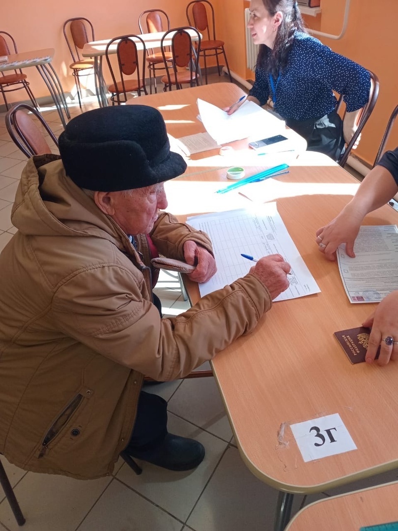 В Башкирии ветеран Великой Отечественной войны своими ногами пришёл на избирательный участок