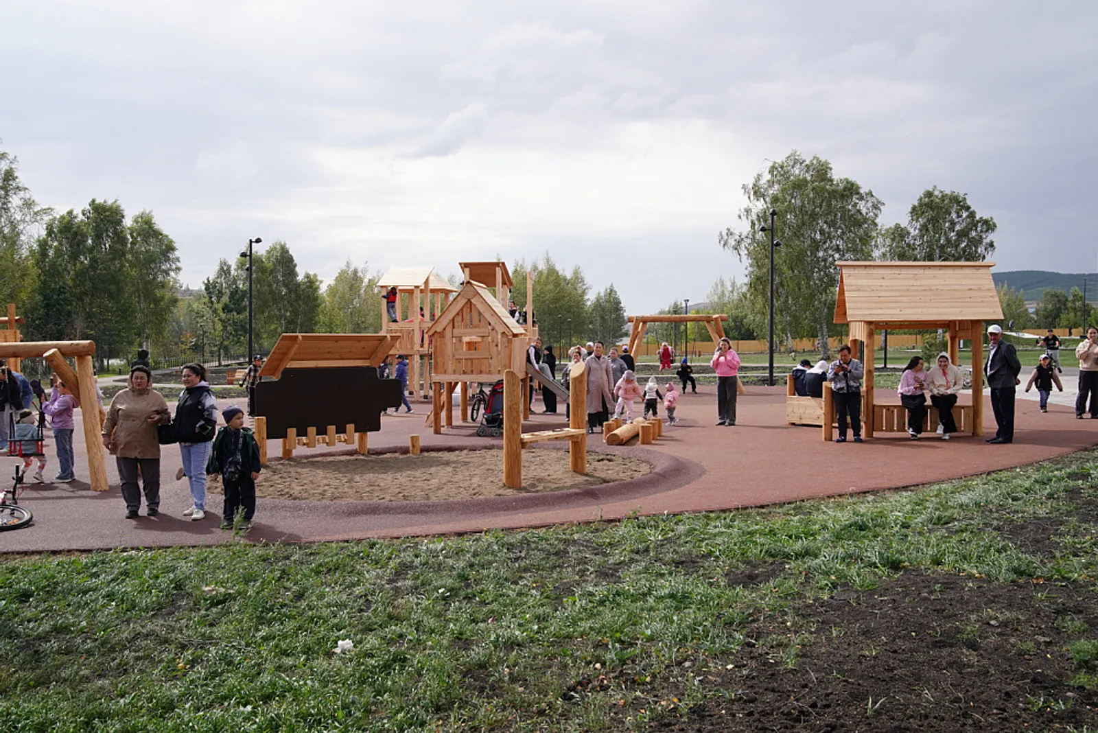 Реконструкцию парка в Баймаке завершат этой осенью