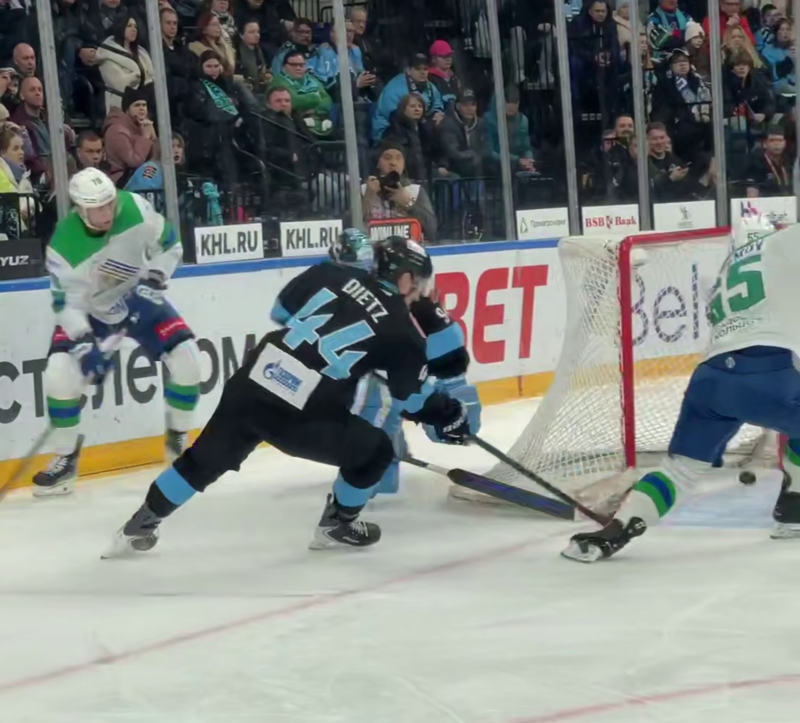 «Салават Юлаев» победил в Минске «Динамо»