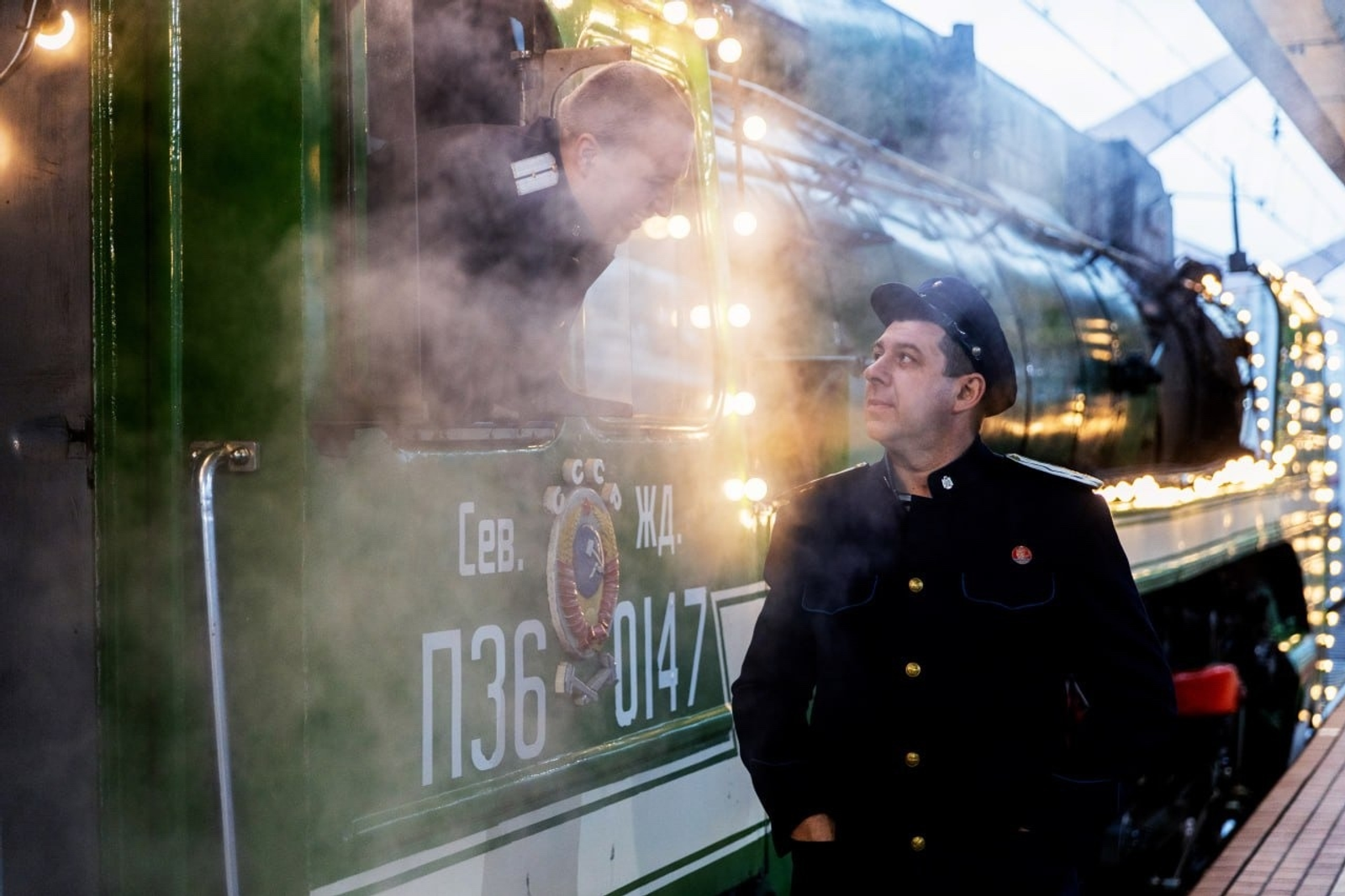 Андрей Назаров поздравил с праздником работников транспорта