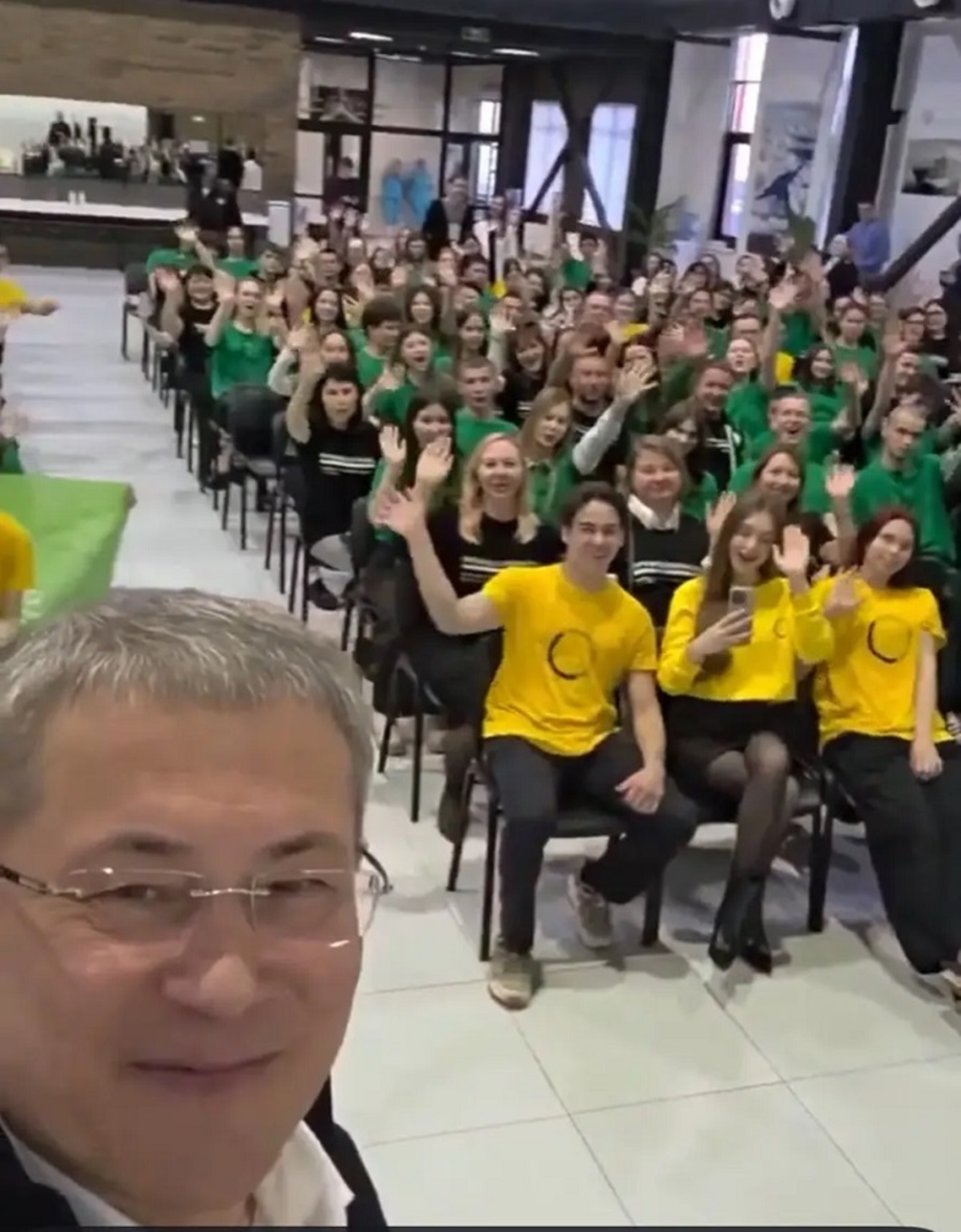 Радий Хабиров встретился с лидерами движения «Профессионалы»