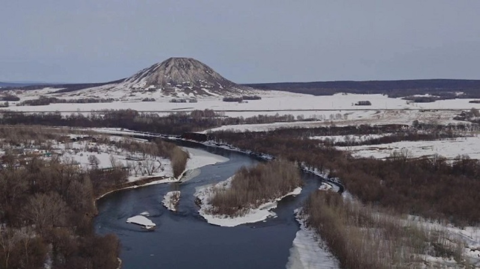 Радий Хабиров напомнил: сегодня в прямом эфире обсудят готовность к паводку