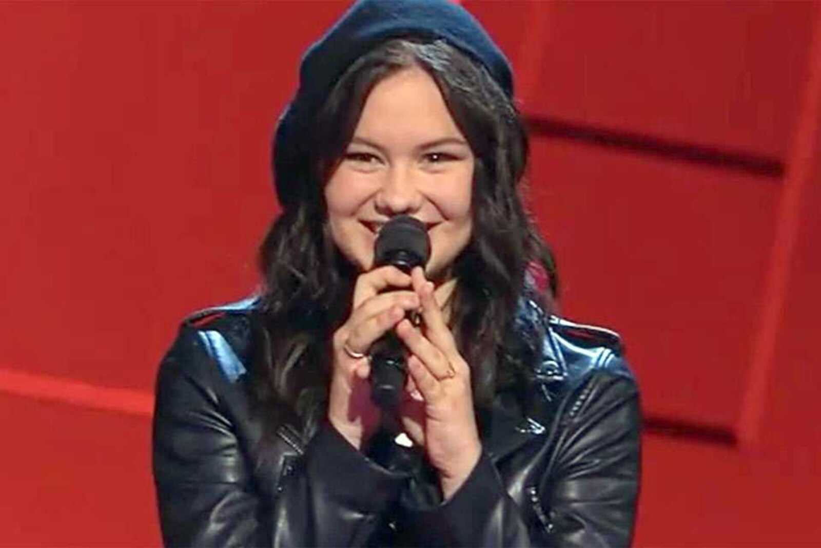 Юная певица из Мелеуза Мария Мирова успешно выступила в шоу Первого канала «Голос. Уже не дети»