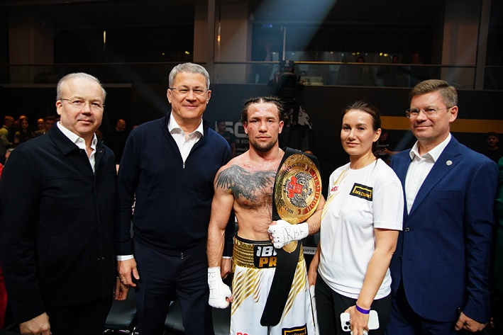 На вечер профессионального бокса в Уфе пришли более 3,5 тысячи зрителей