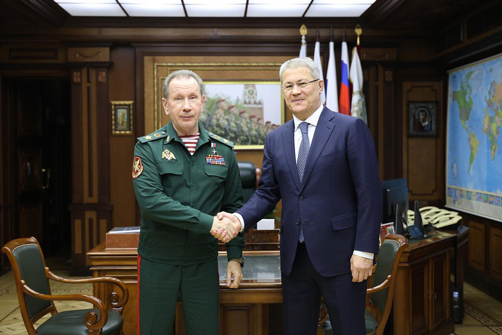 Радий Хабиров поблагодарил Виктора Золотова за помощь башкирским бойцам СВО