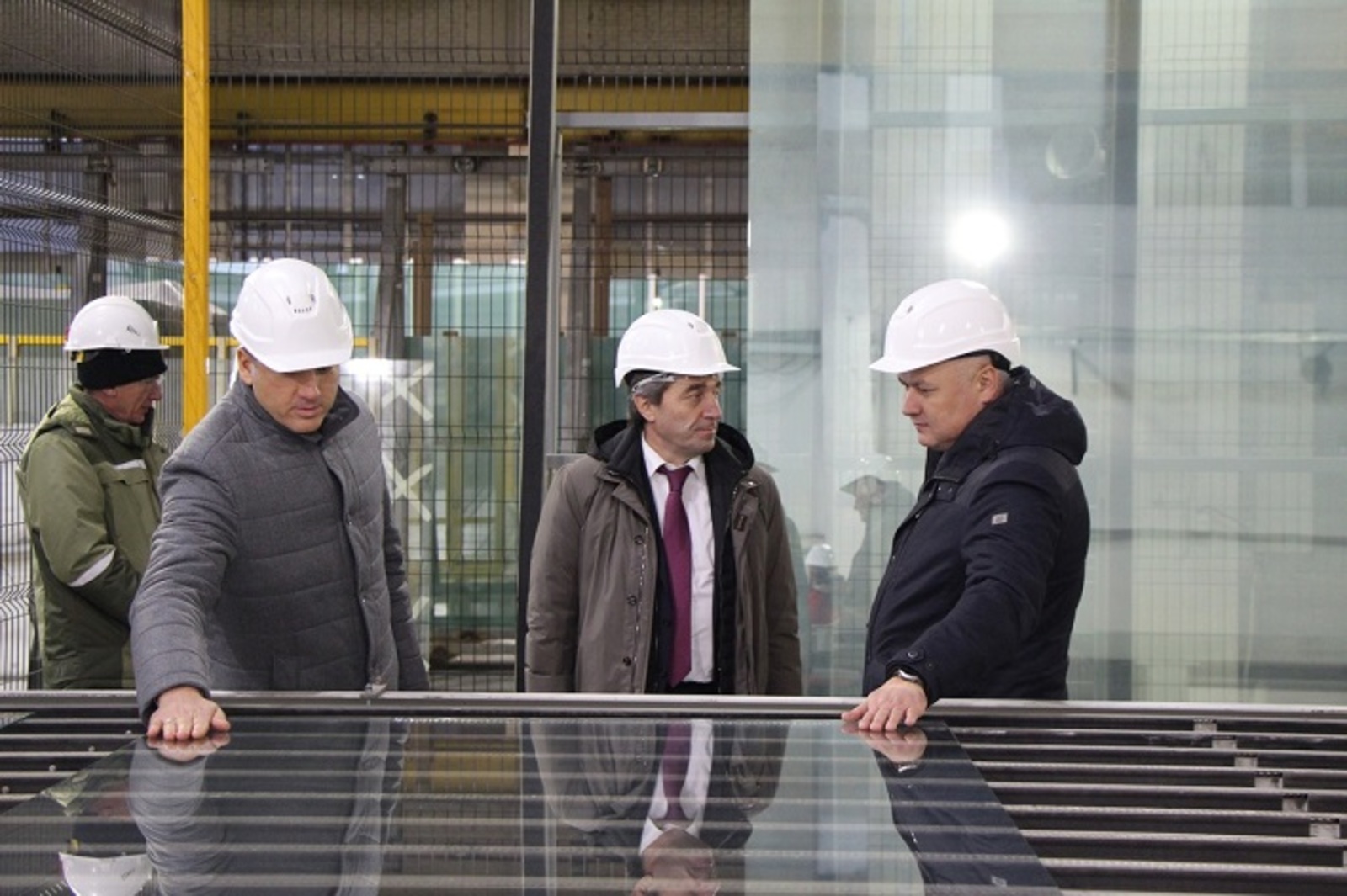 На известном предприятии Башкирии запустили новую линию производства листового стекла