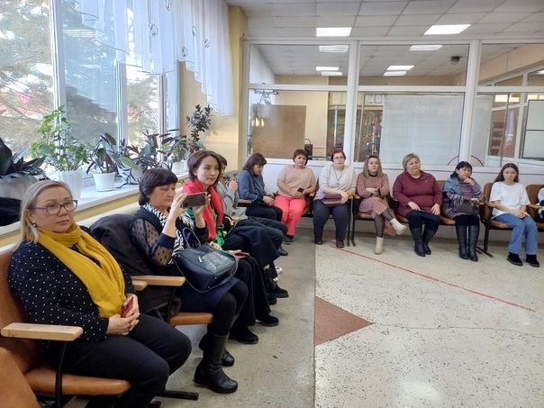 Советник главы республики Алик Камалетдинов встретился с волонтерами Абзелиловского района