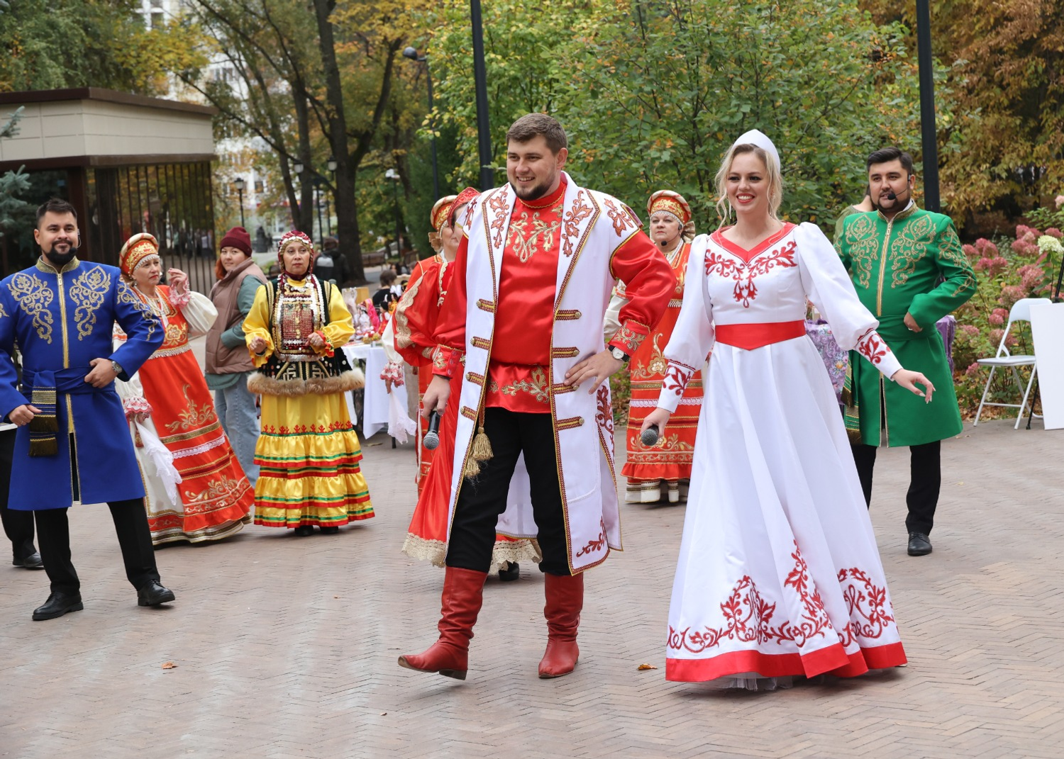 Александр ДАНИЛОВ  Аксаковские дни — красивый народный праздник.