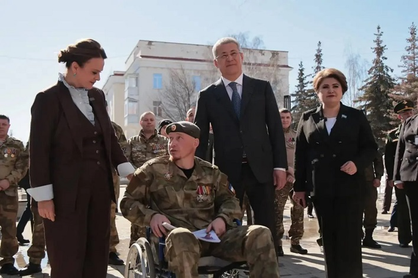 Ветерану СВО из Башкирии коляска-ступенькоход подарила свободу