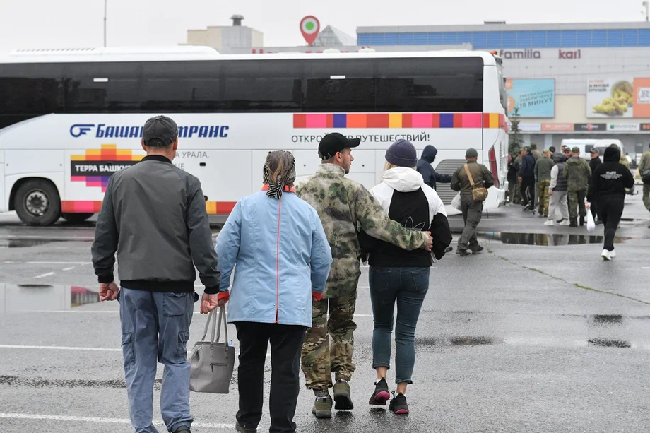 В Уфе в зону СВО проводили бойцов полка «Башкортостан»