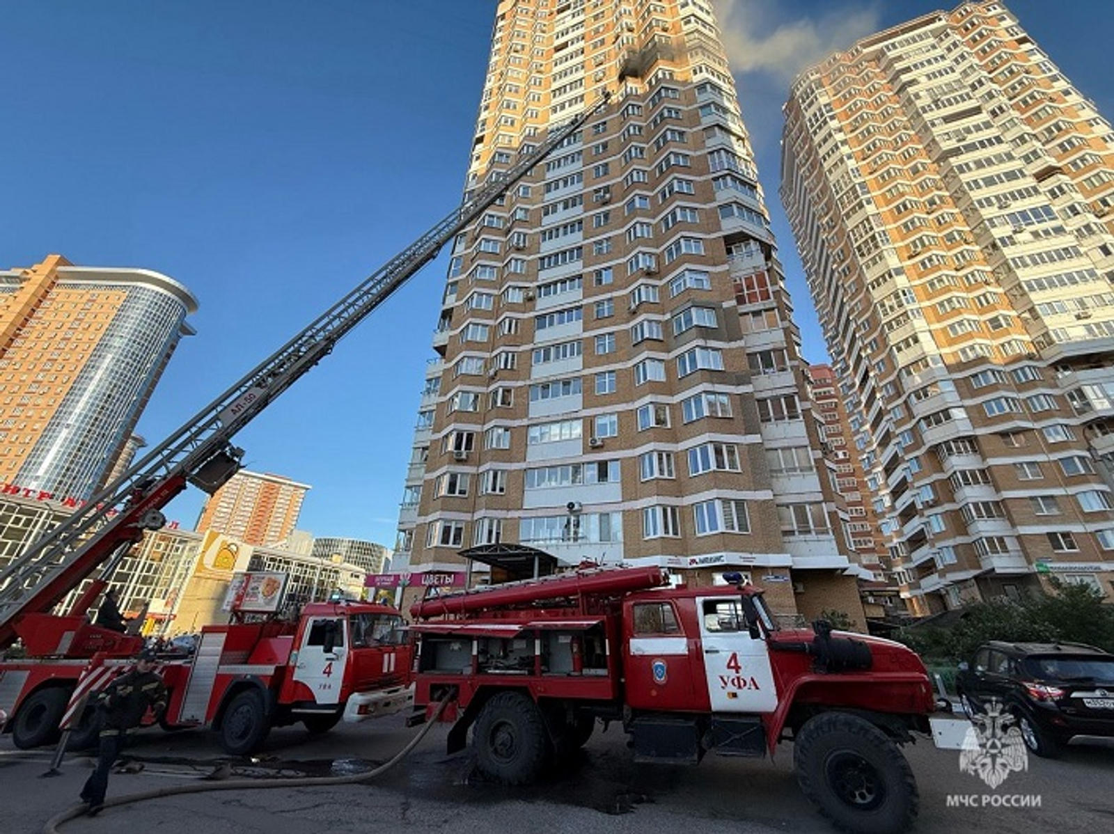 В Уфе потушили пожар на 16-м этаже жилого дома