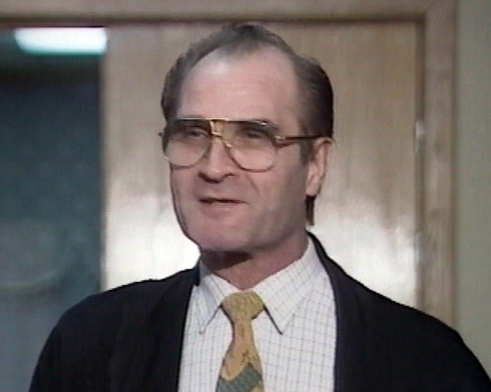 из архива автора Шеин редко соглашался выйти на поклон, но зрители хорошо знали, кто стоит за любимыми спектаклями народного театра.