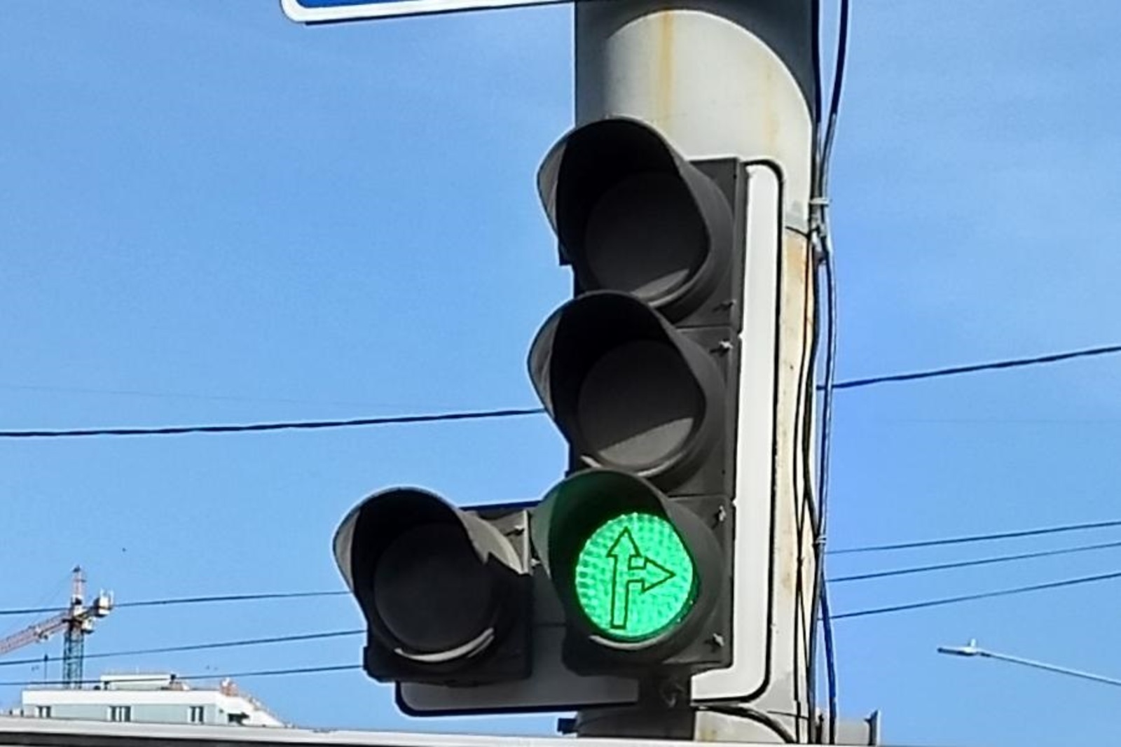 В Уфе протестировали «умный» светофор