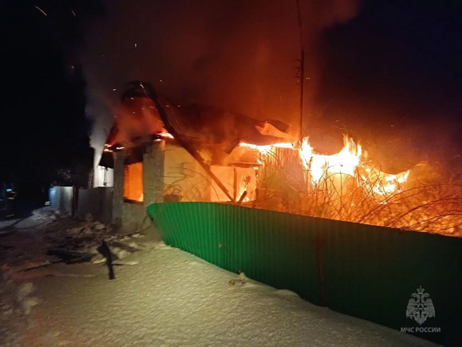 В Уфе в садовом домике сгорела 85-летняя женщина