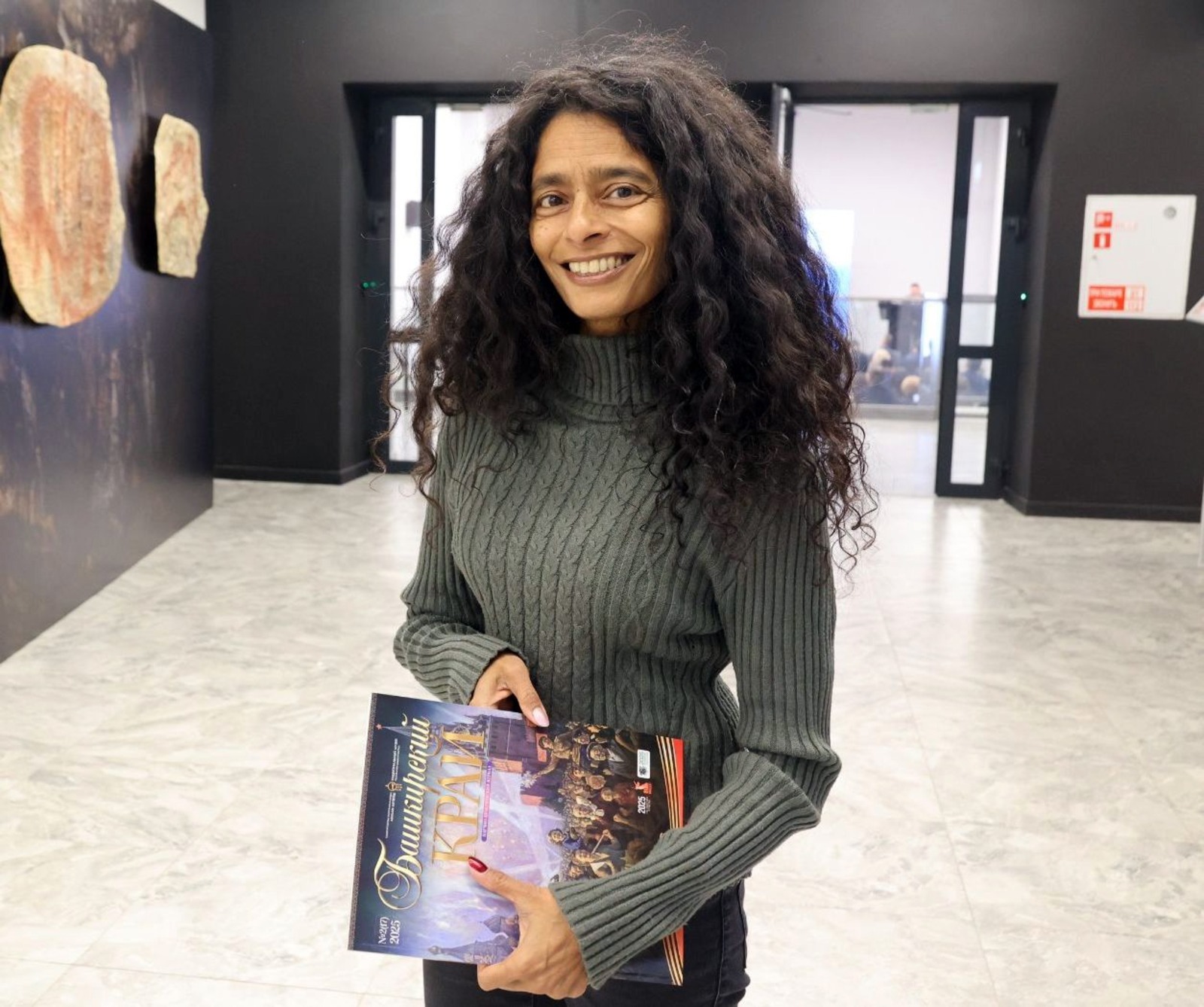 Александр ДАНИЛОВ  Суджата Чандрасекаран не собирается прерывать научные и дружеские связи, которые складывались десятилетиями.