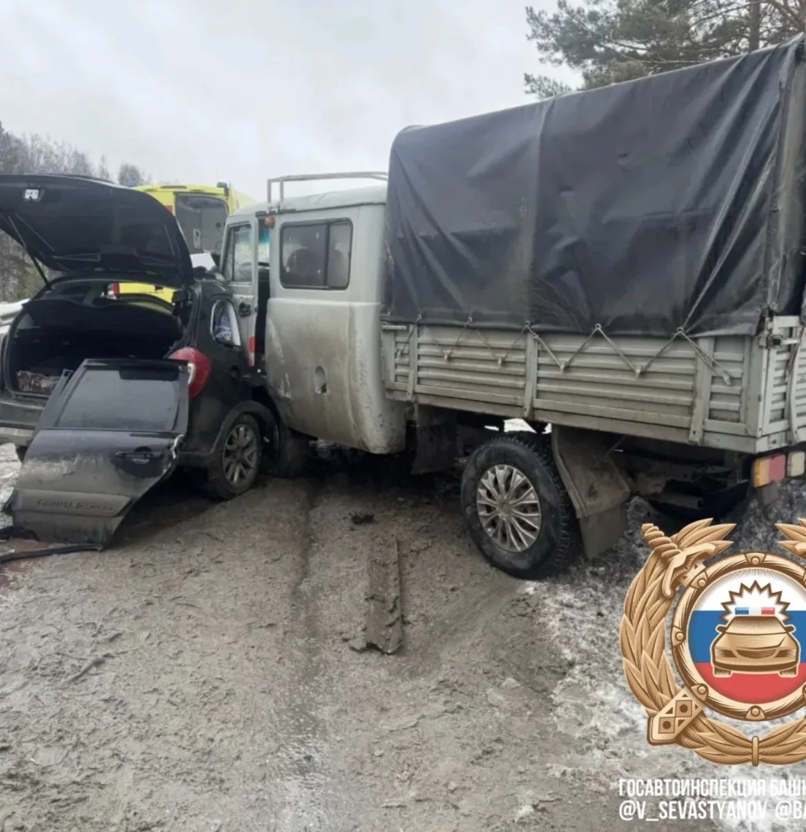 В Башкирии в столкновении с «УАЗом» погиб водитель «Гранты»