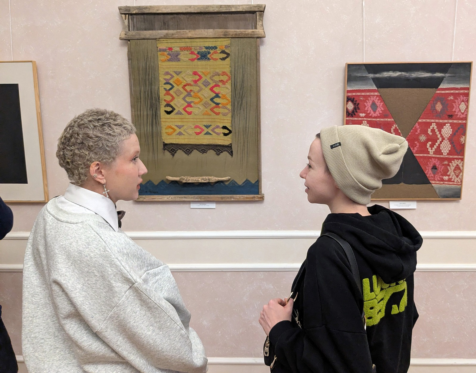 автора Художник жив, пока его работы видят.