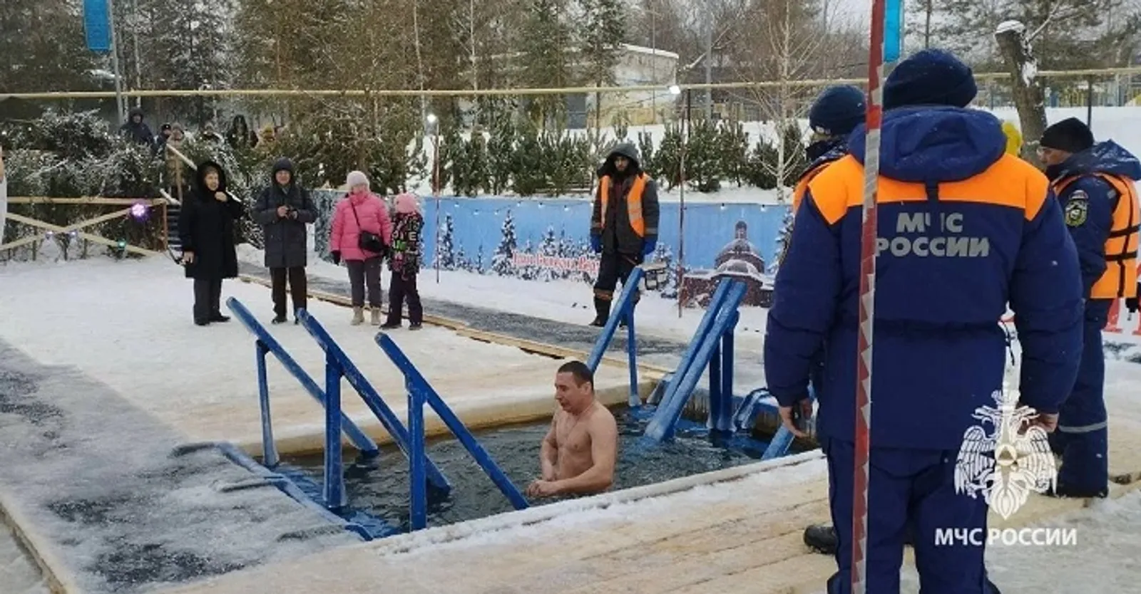 В Башкирии обряд крещенского купания совершили более 26 тысяч человек