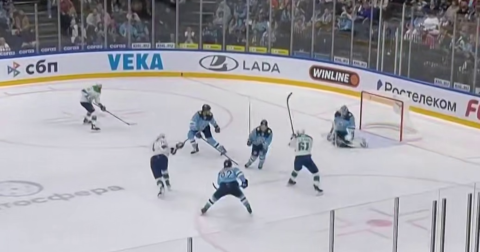 «Салават Юлаев» на выезде уступил по буллитам «Сибири»