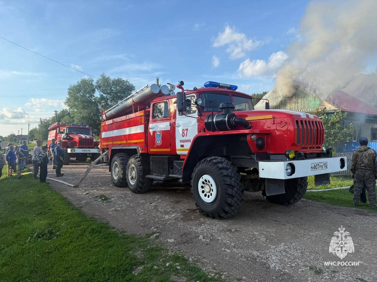В Башкирии сын вынес из горящего дома отца. Но тот не выжил
