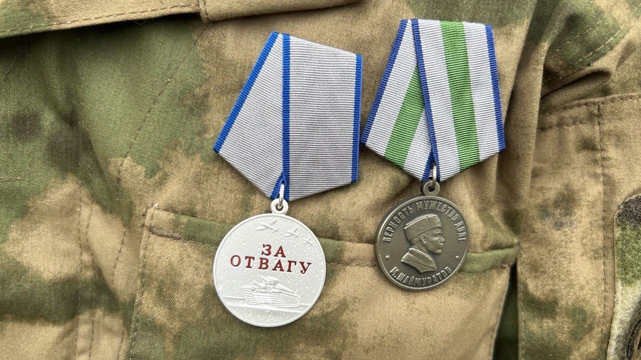 В зоне СВО Радий Хабиров наградил медалями бойцов батальона Шаймуратова