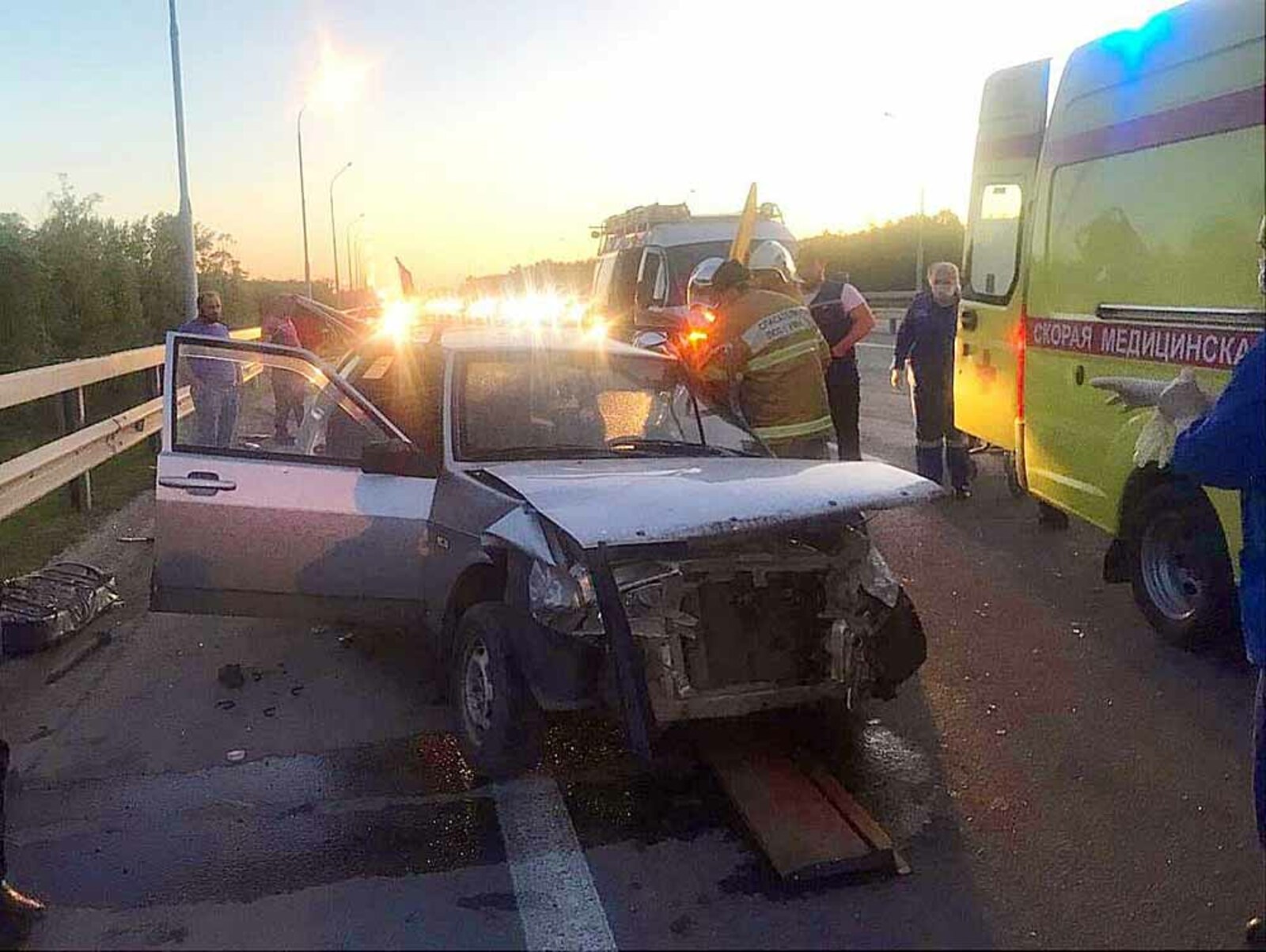 В Уфе водитель и пассажир «девятки» госпитализированы с тяжёлыми травмами