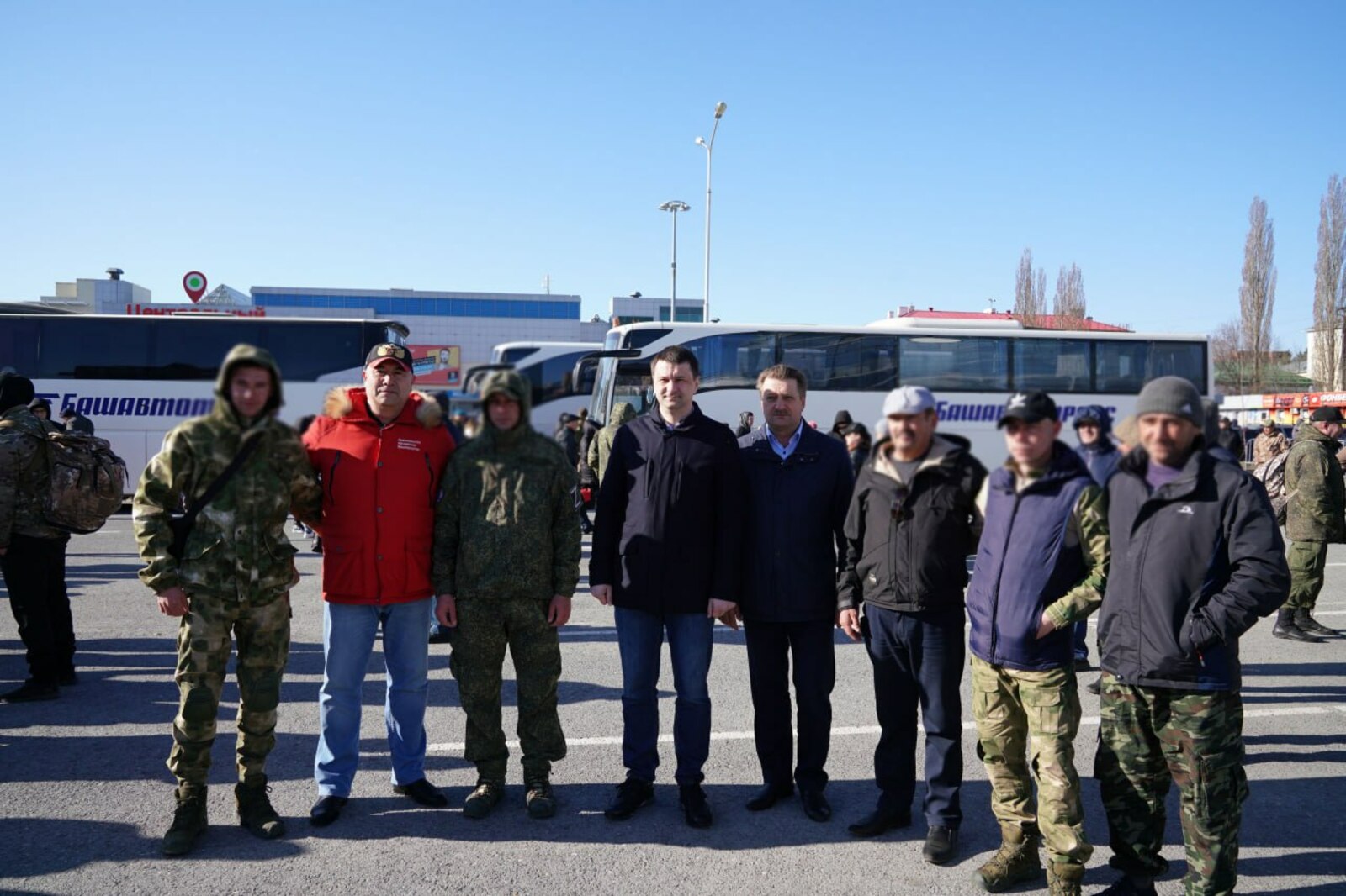 Военнослужащие из Башкирии после отпуска отправились в зону СВО
