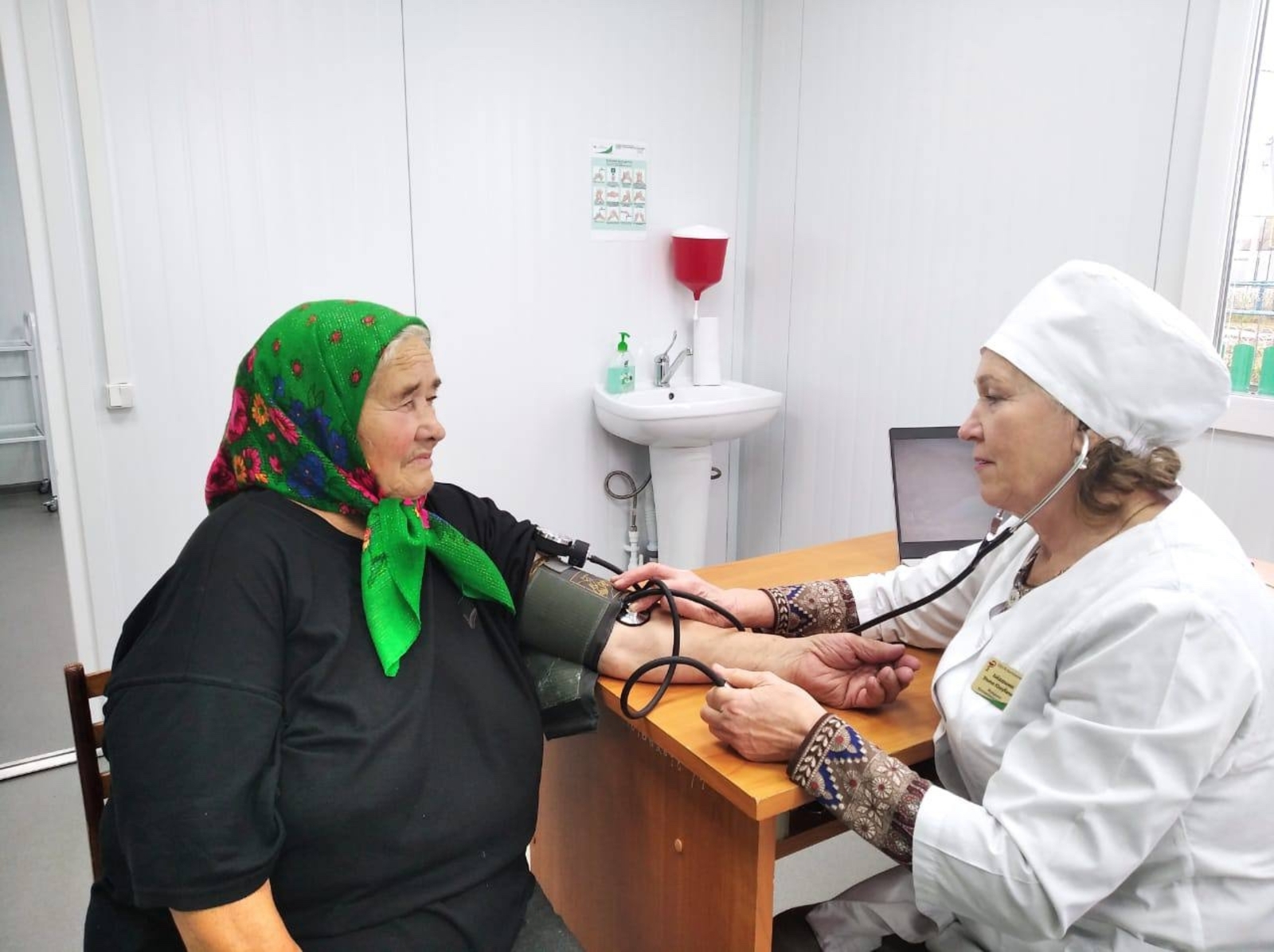 Земские врачи Башкирии получат дополнительно более ста миллионов рублей